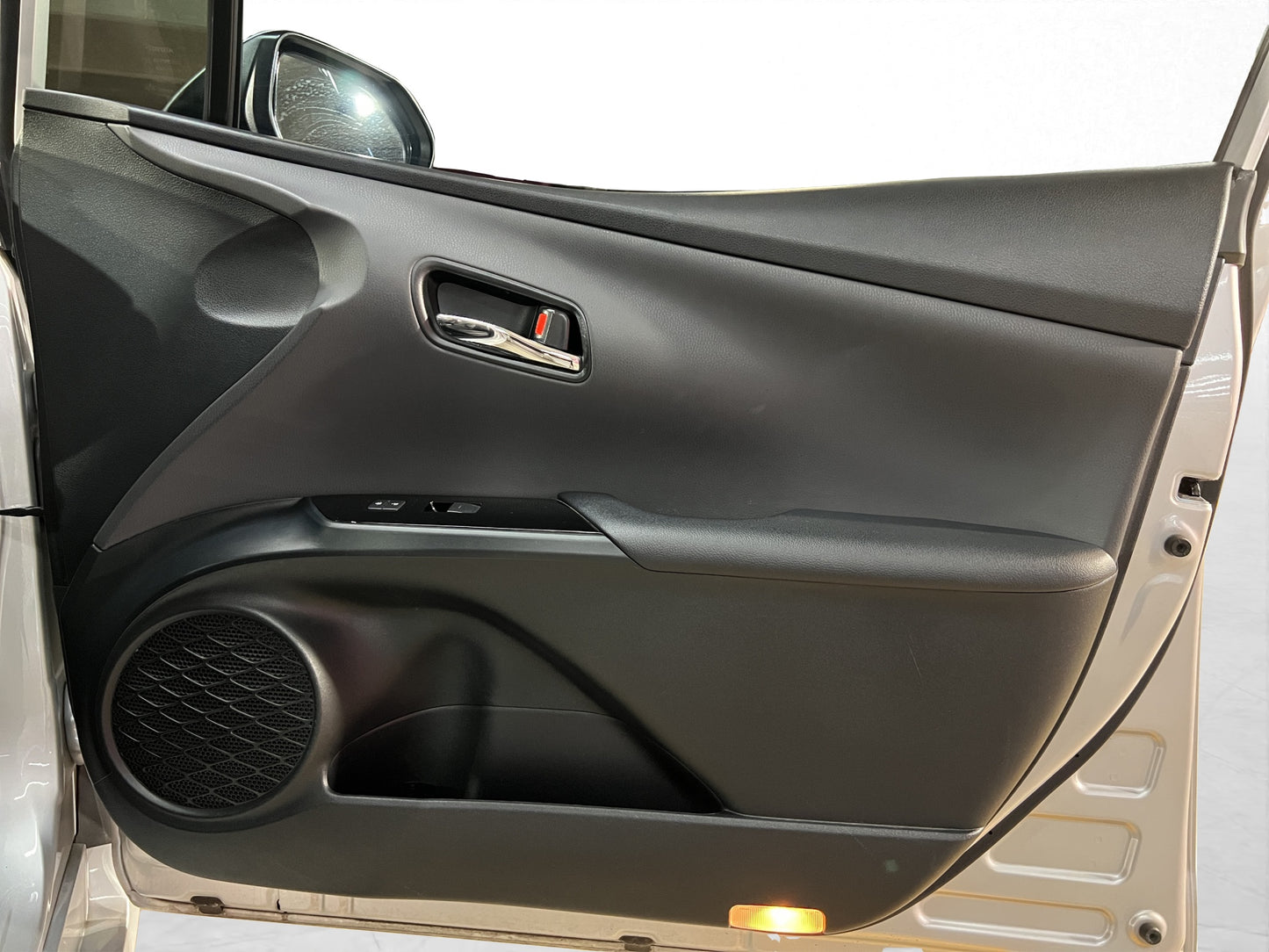 2020 Toyota Prius Híbrido Premium