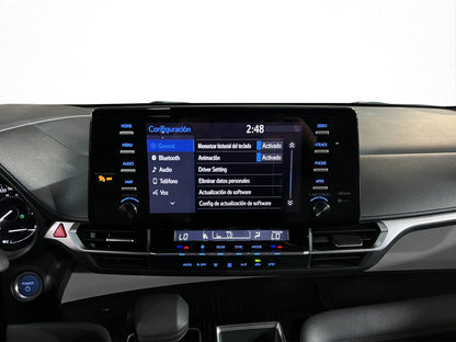 2022 Toyota Sienna LE