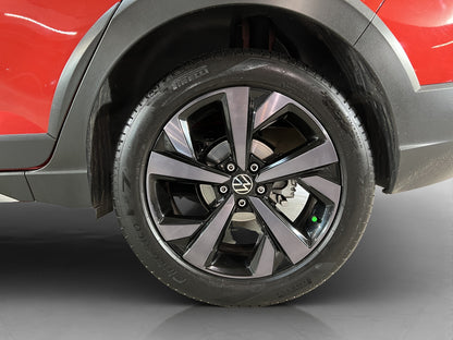 2022 Volkswagen Nivus Highline Black
