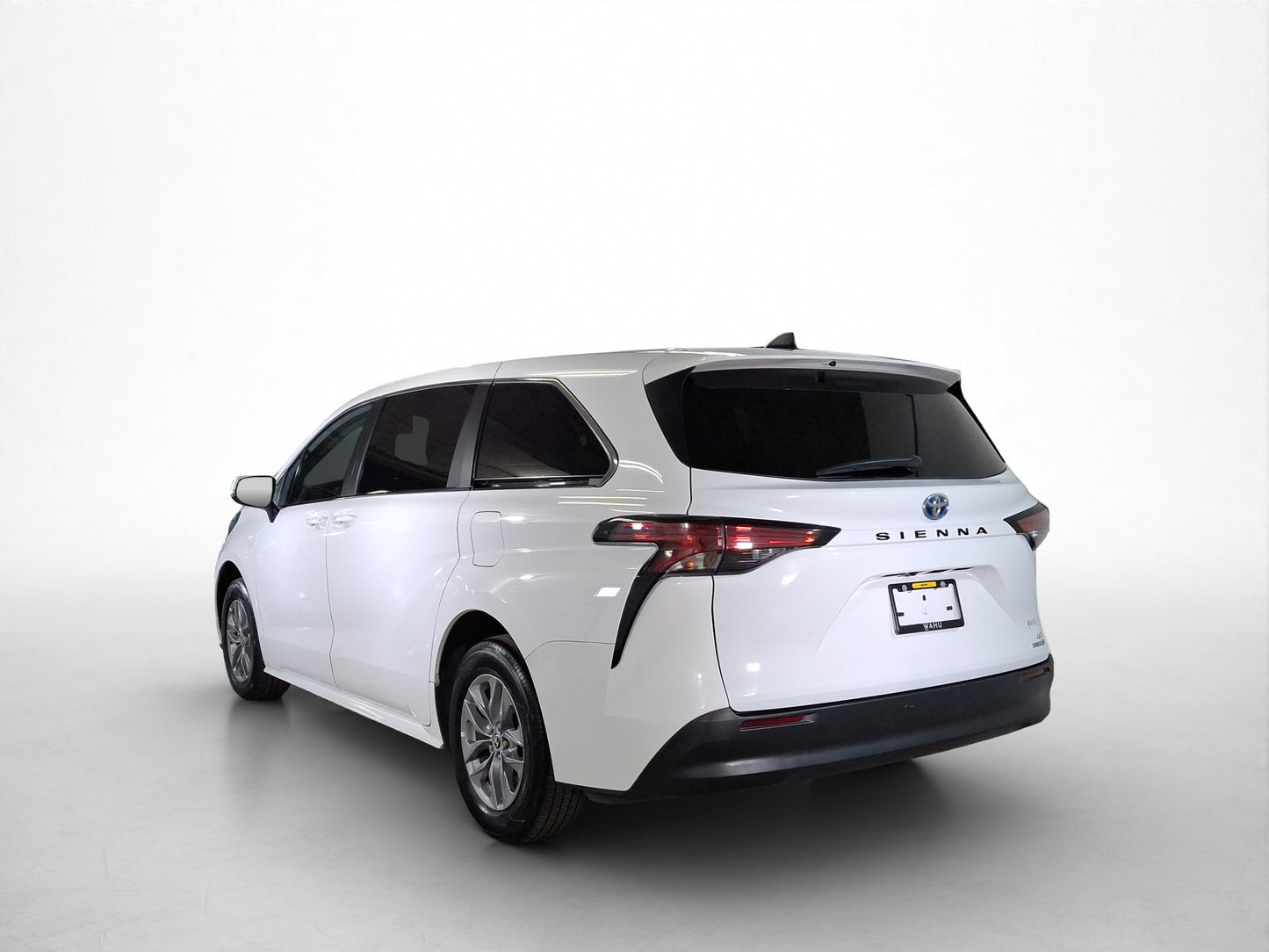 2022 Toyota Sienna LE