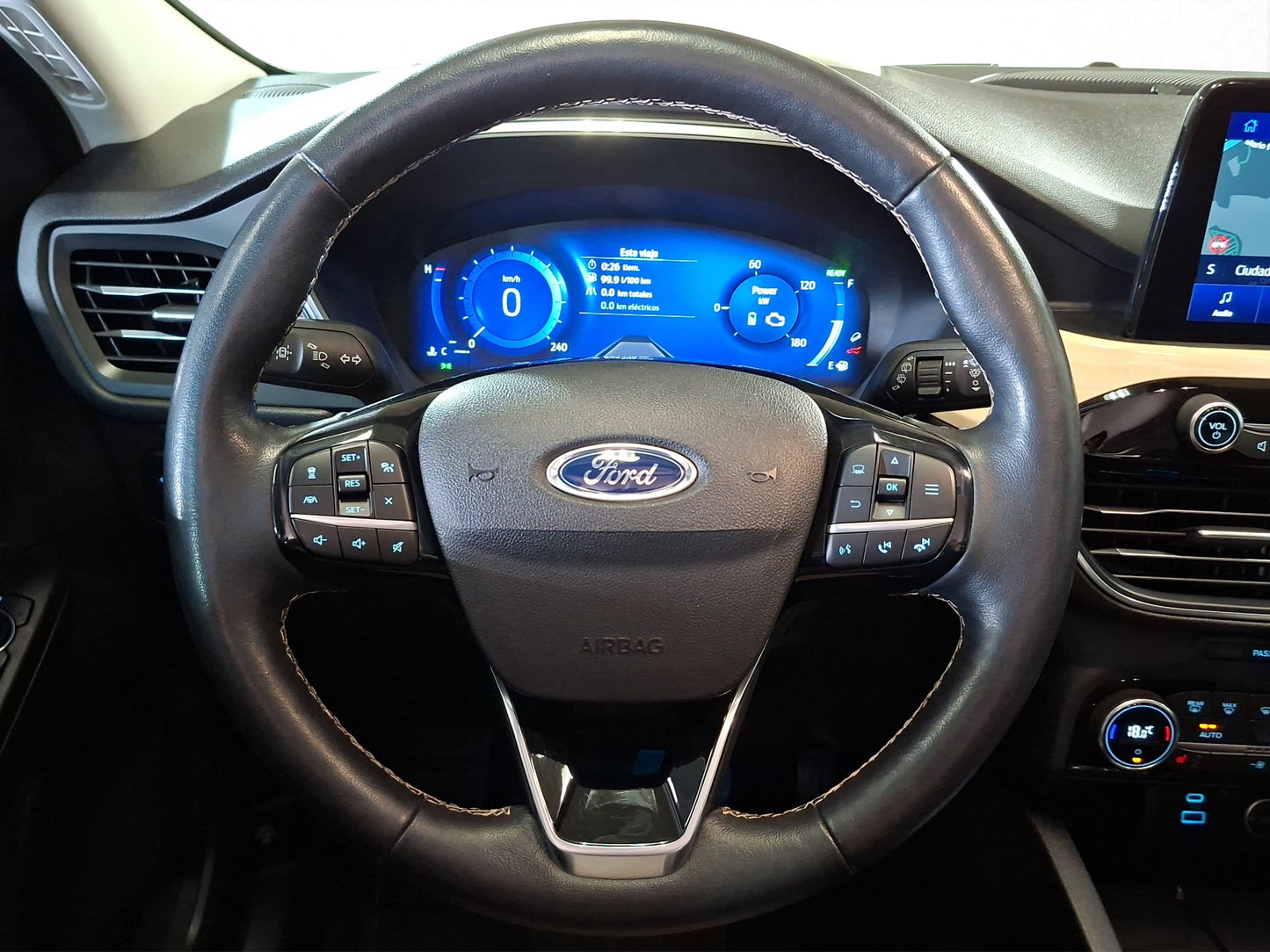 2021 Ford Escape Titanium Hybrid