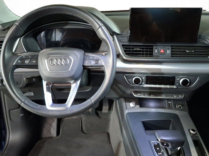 2022 Audi Q5 Select