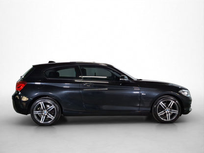 2017 BMW Serie 1 120iA Sport