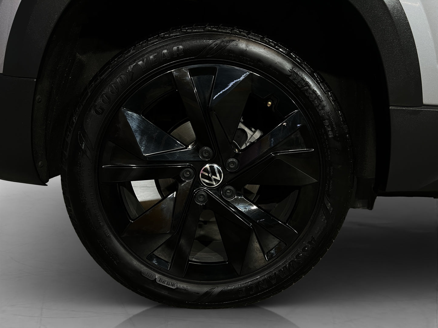 2025 Volkswagen Taos Highline