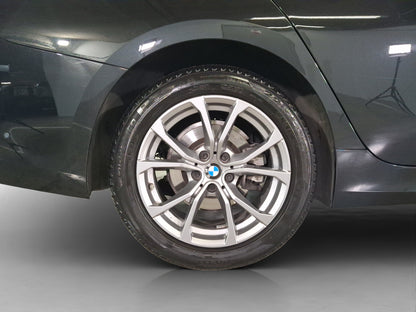 2024 BMW Serie 3 320i