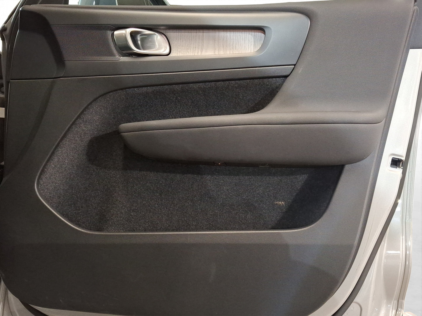 2023 Volvo XC40 B4  Mild Hybrid