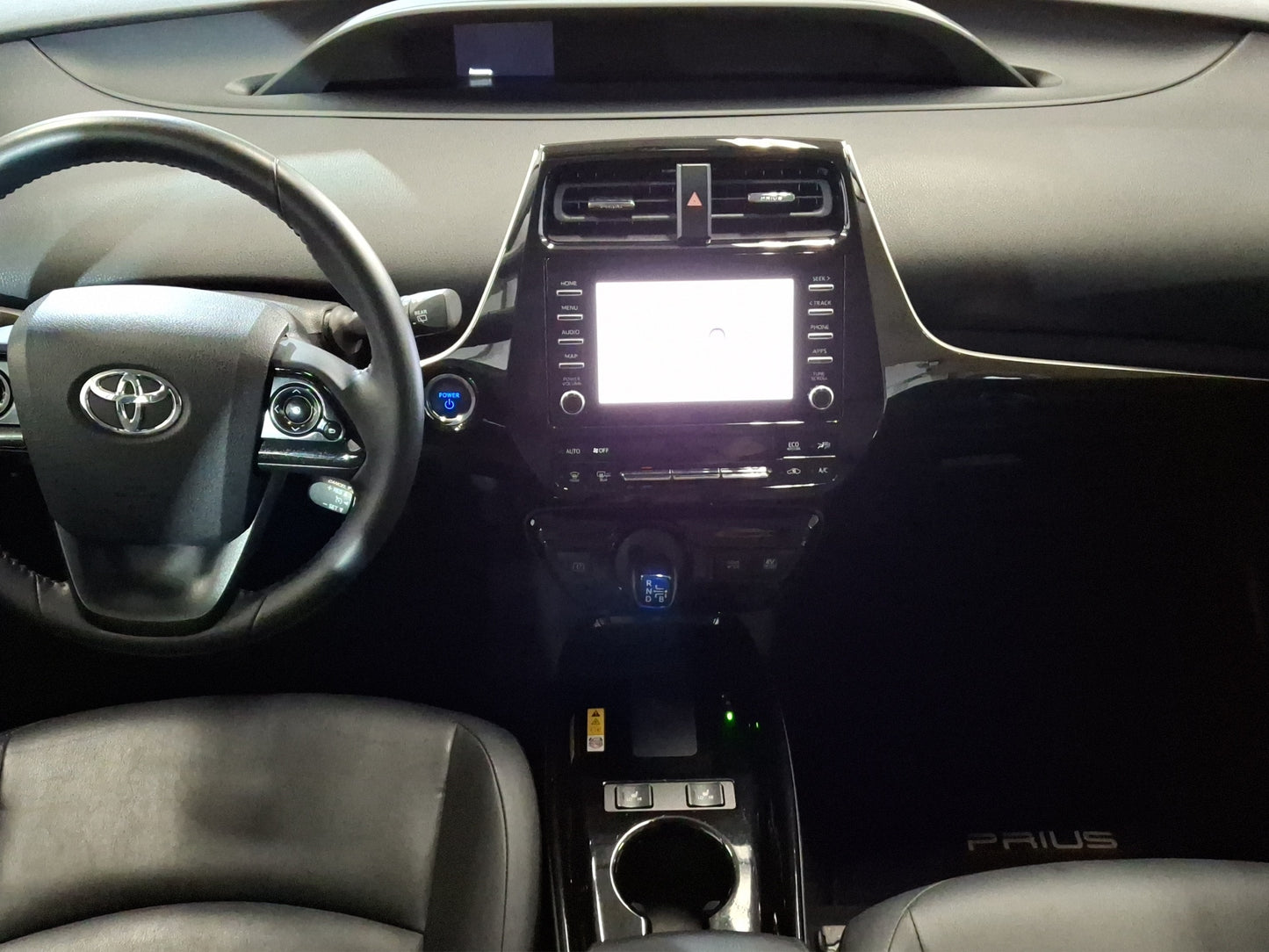 2020 Toyota Prius Híbrido Premium