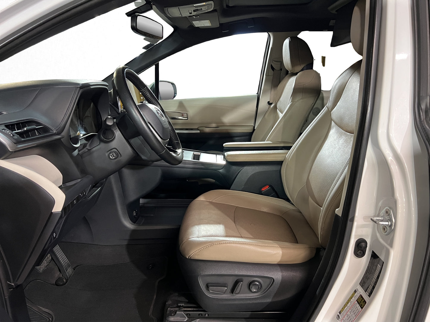 2021 Toyota Sienna Limited Hibrida