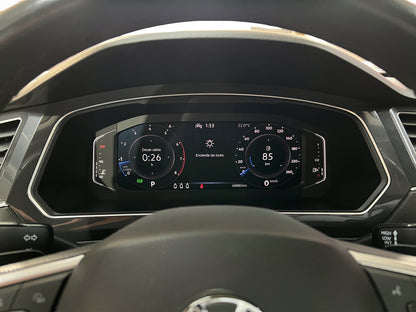 2022 Volkswagen Tiguan R-Line