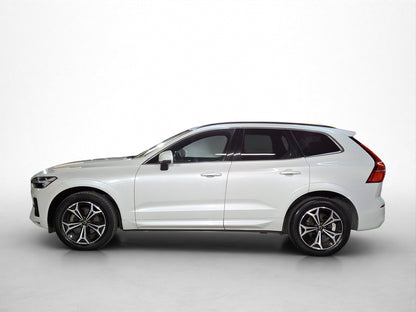 2022 Volvo XC60 Momentum B5 AWD