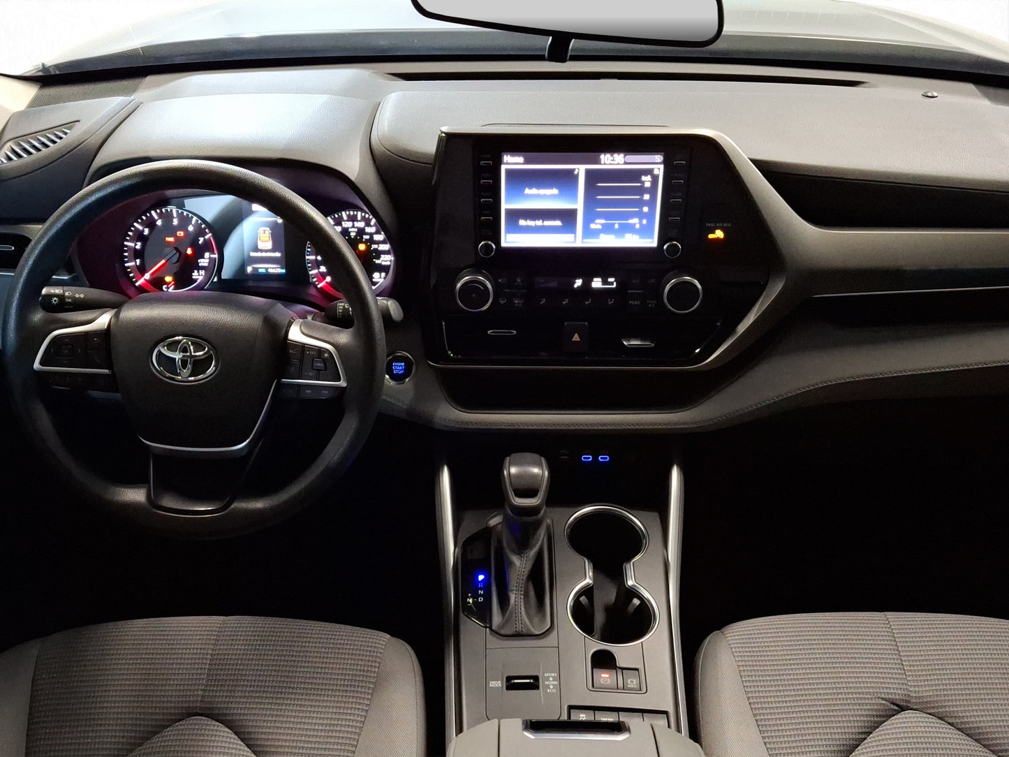 2022 Toyota Highlander LE