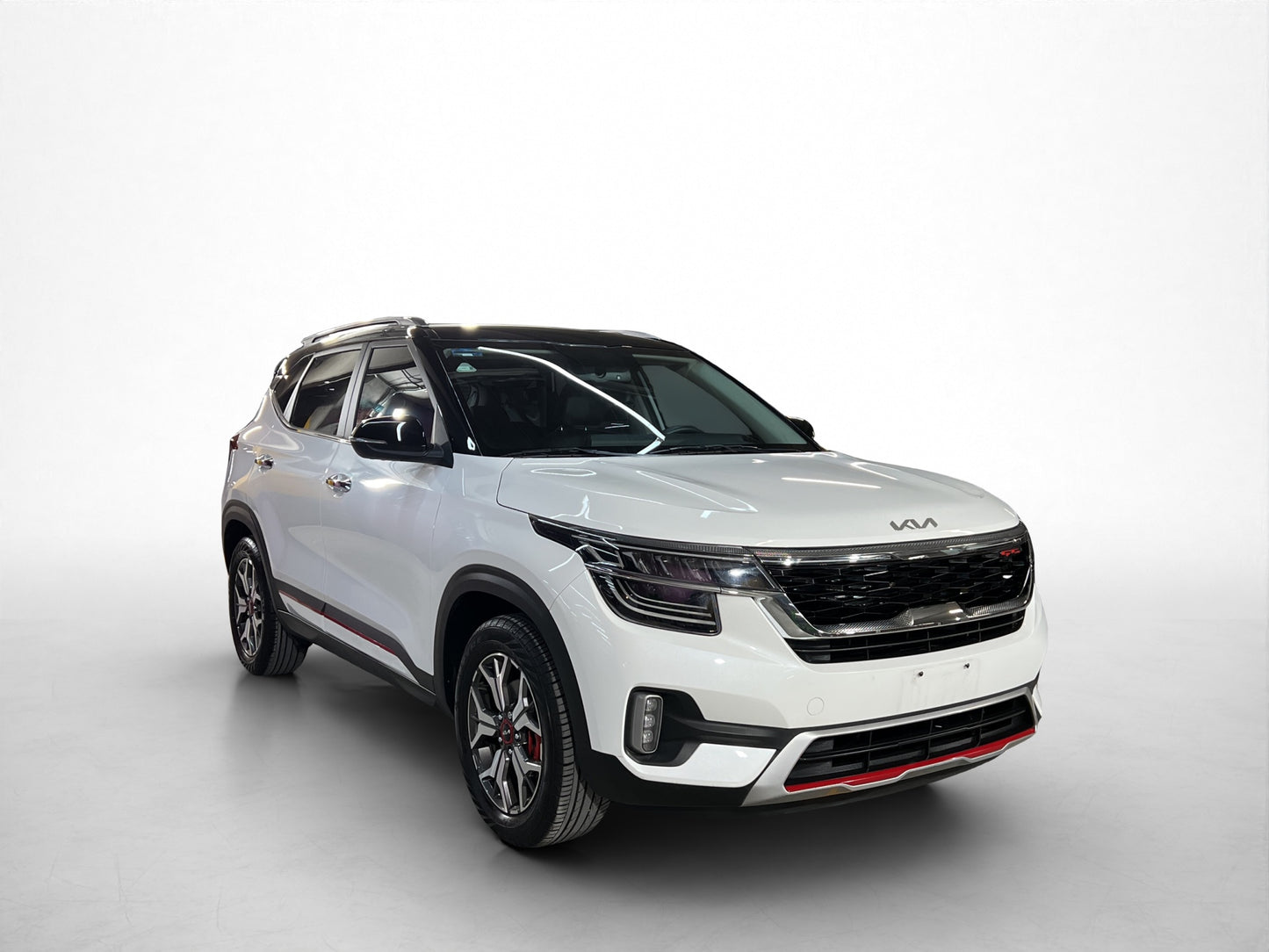 2023 KIA Seltos GT Line