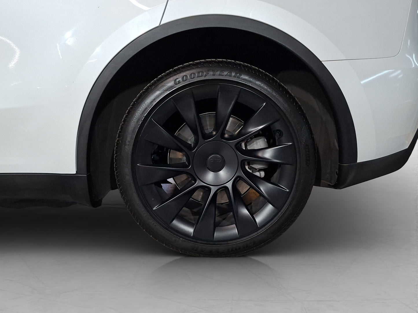 2025 Tesla Model Y Long Range Dual Motor