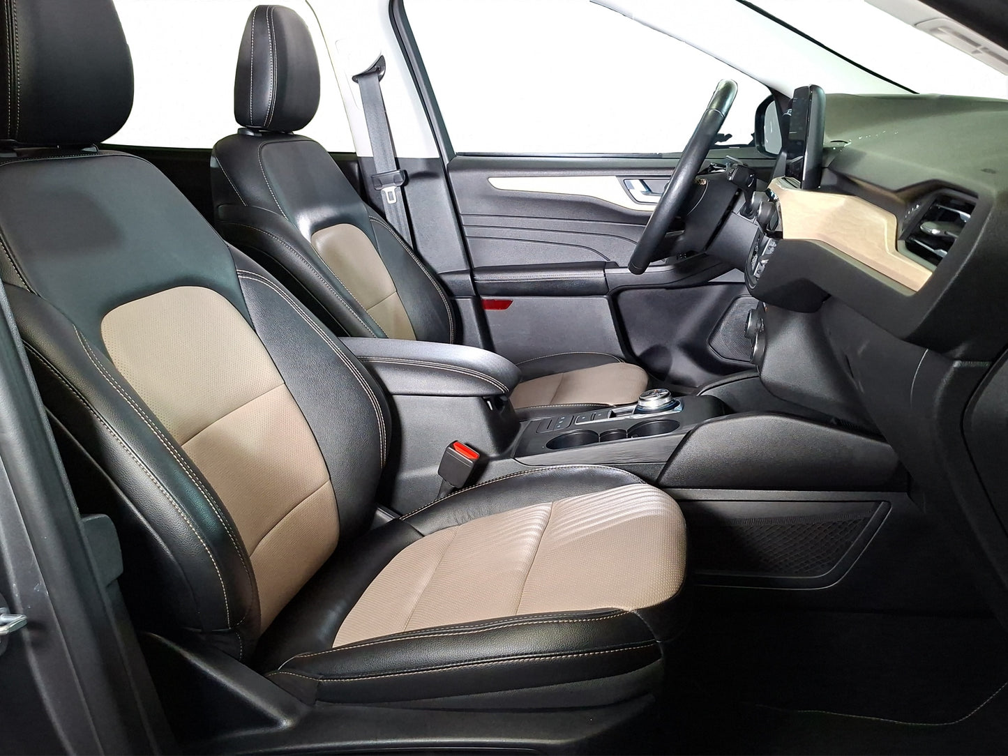 2021 Ford Escape Titanium Hybrid