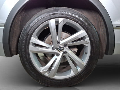2023 Volkswagen Tiguan R-Line