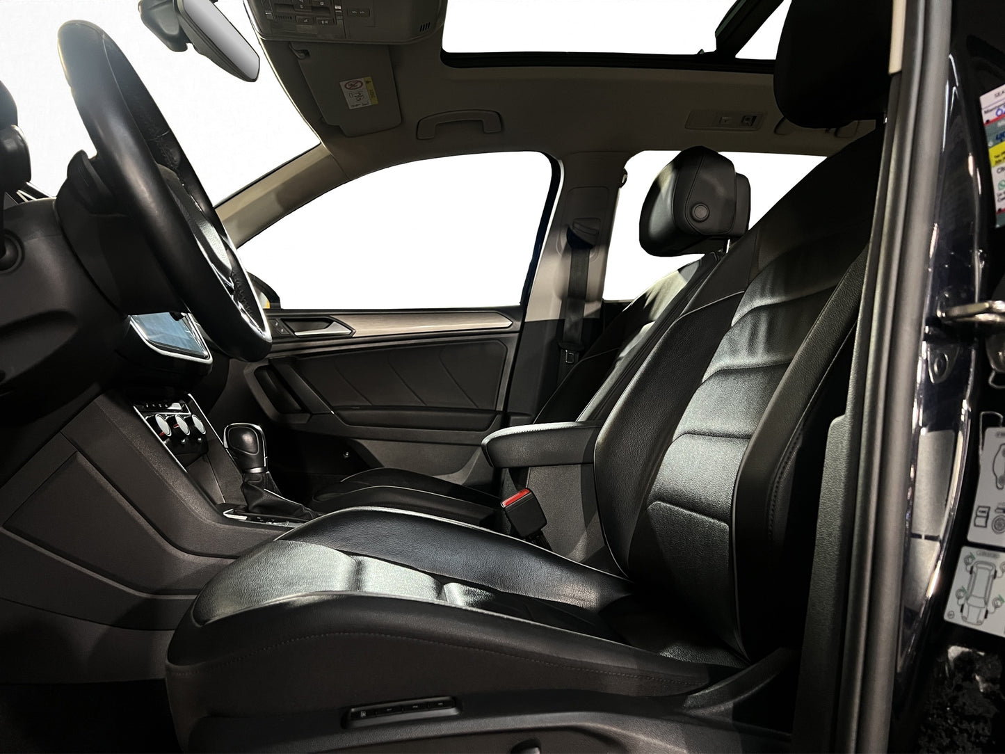 2019 Volkswagen Tiguan R-Line