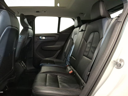 2022 Volvo XC40 Inscription T4