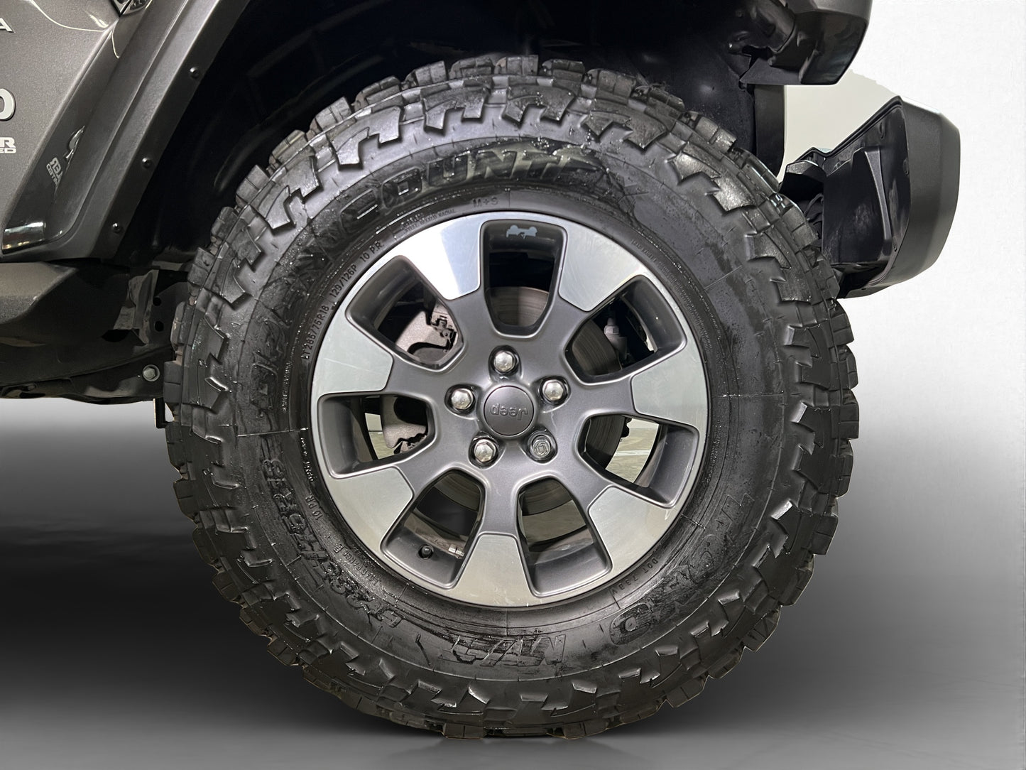 2022 Jeep Wrangler Unlimited Sahara MHEV