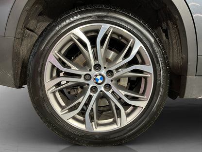 2019 BMW X1 20i X Line
