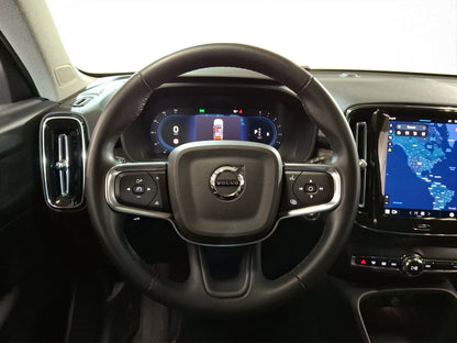 2023 Volvo XC40 B4 Ultimate Mild Hybrid