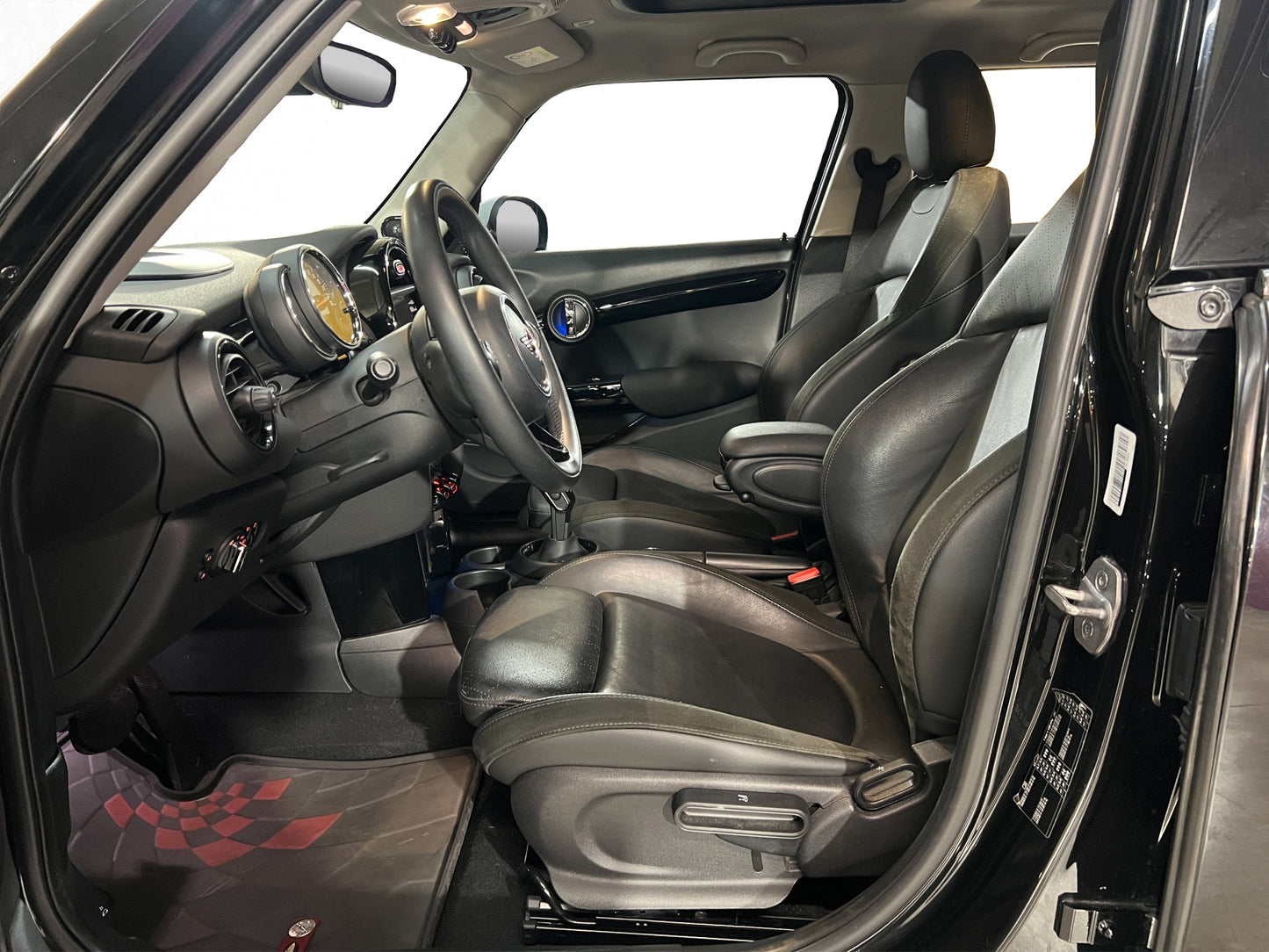 2019 Mini Cooper Pepper 5 Pts