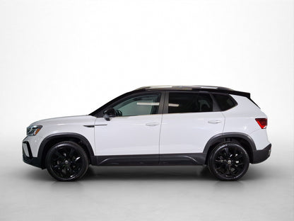 2022 Volkswagen Taos Highline Black