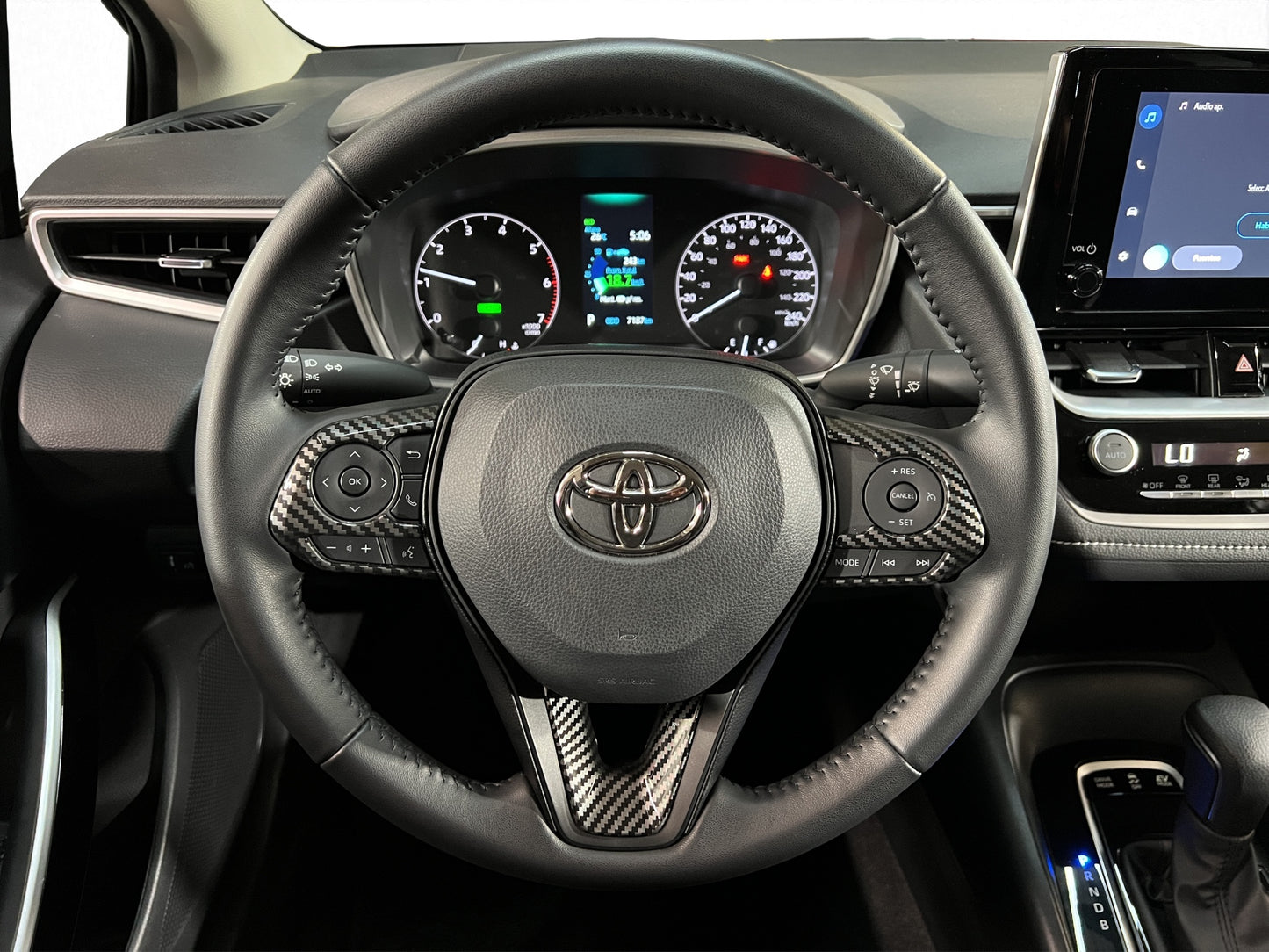 2025 Toyota Corolla LE Hybrid