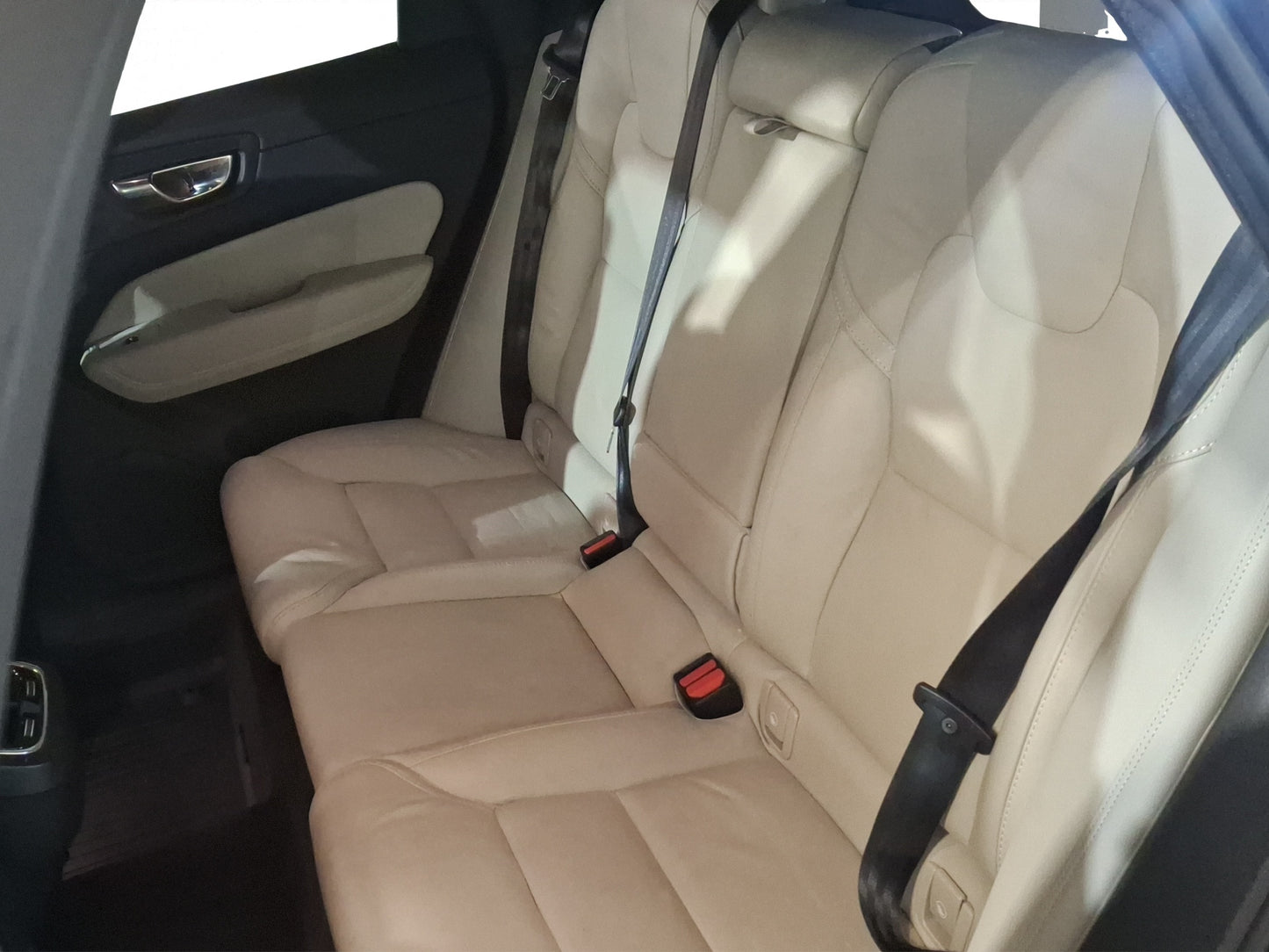 2022 Volvo XC60 Inscription AWD