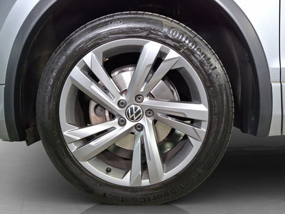 2023 Volkswagen Tiguan R-Line