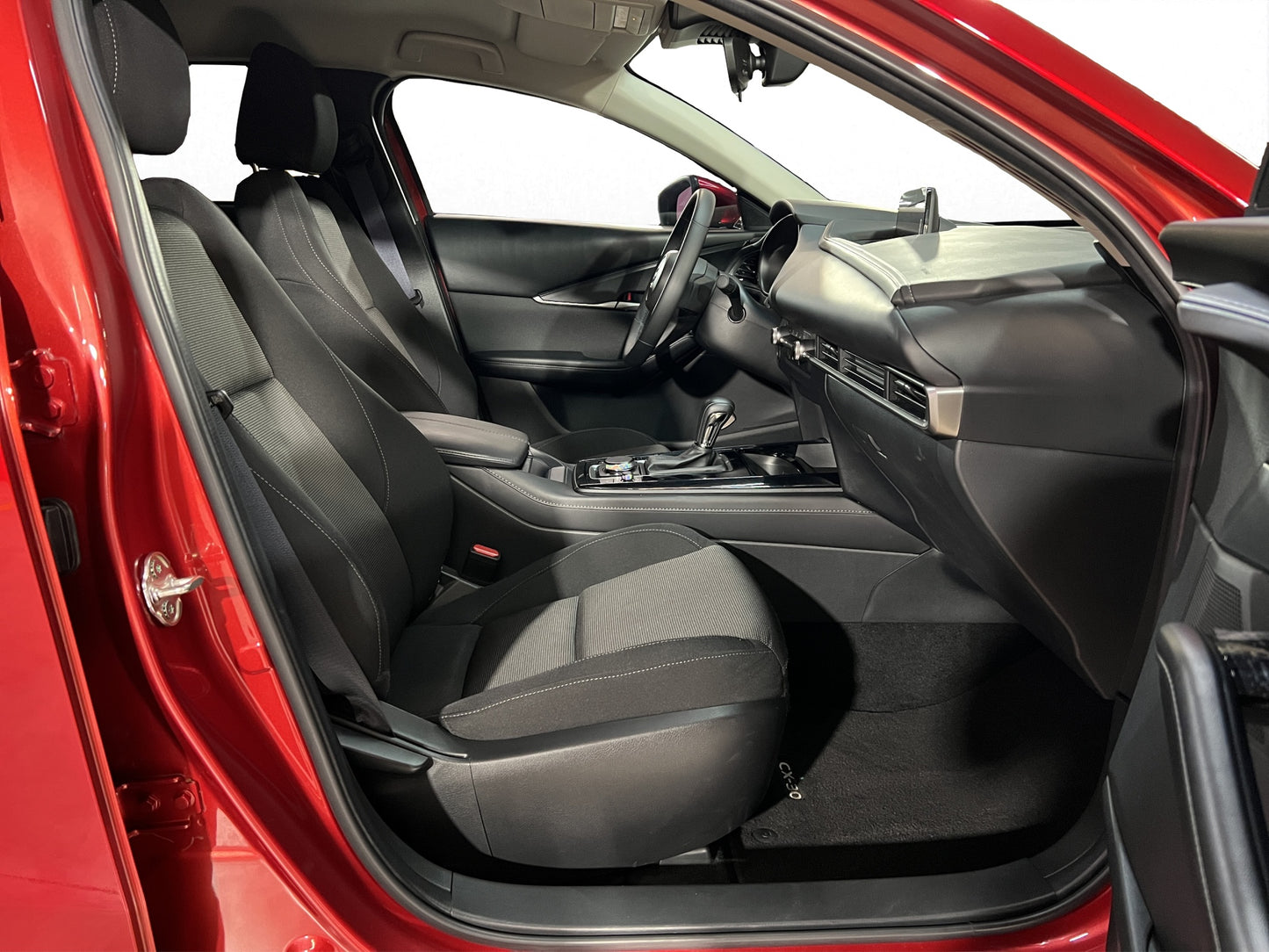 2025 Mazda CX-30 i