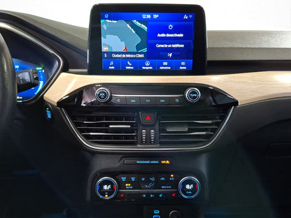 2021 Ford Escape Titanium Hybrid