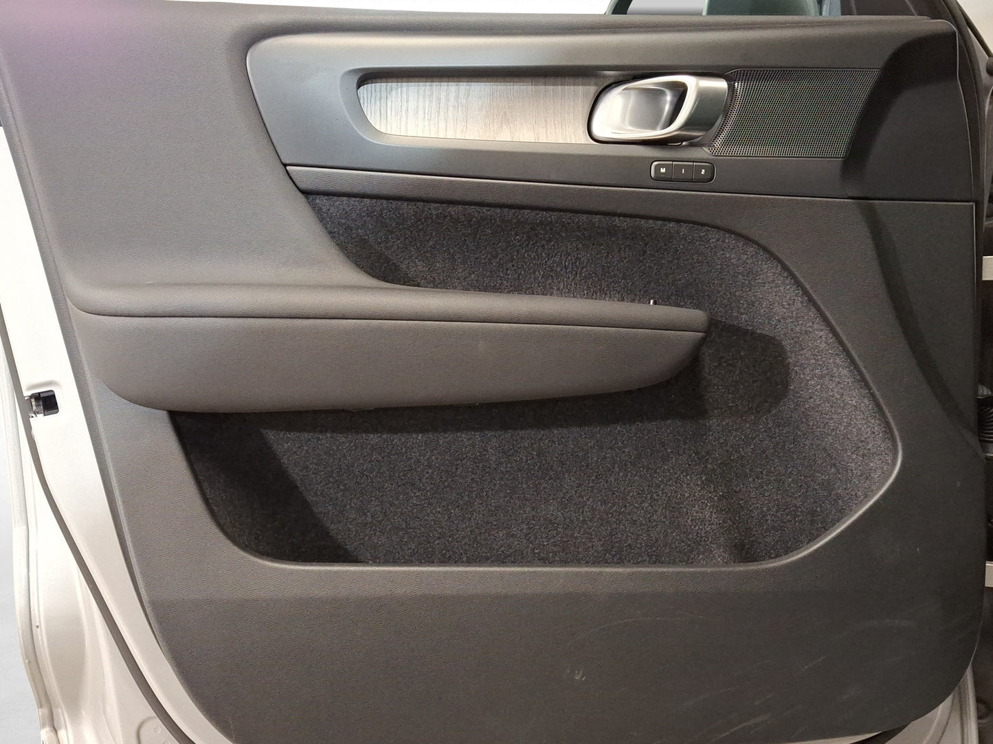 2023 Volvo XC40 B4  Mild Hybrid