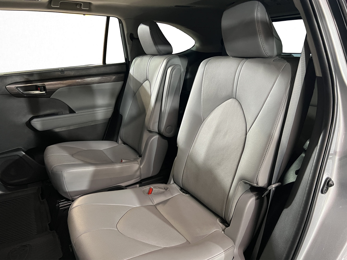 2023 Toyota Highlander Limited Hibrida
