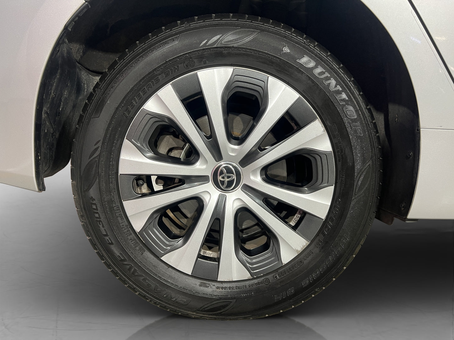 2022 Toyota Prius Híbrido Base