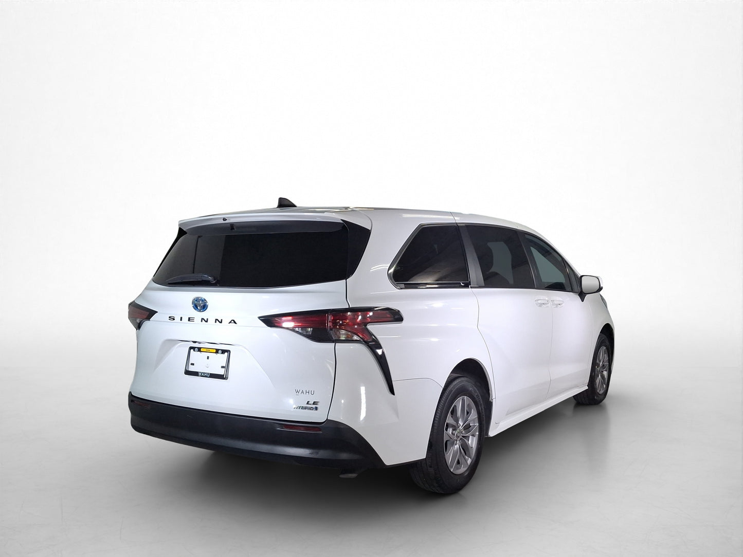 2022 Toyota Sienna LE