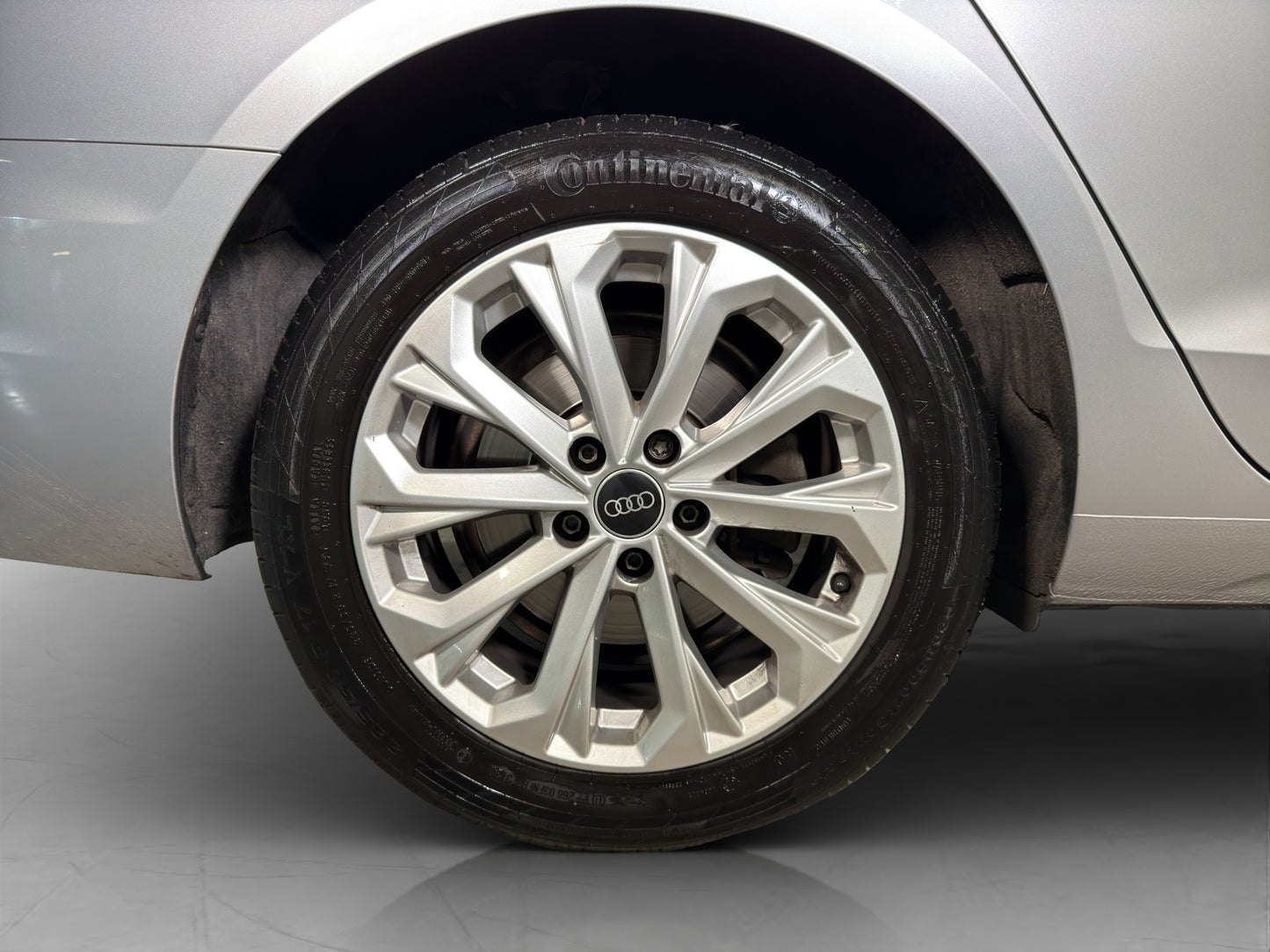 2023 Audi A4 Dynamic 2.0T