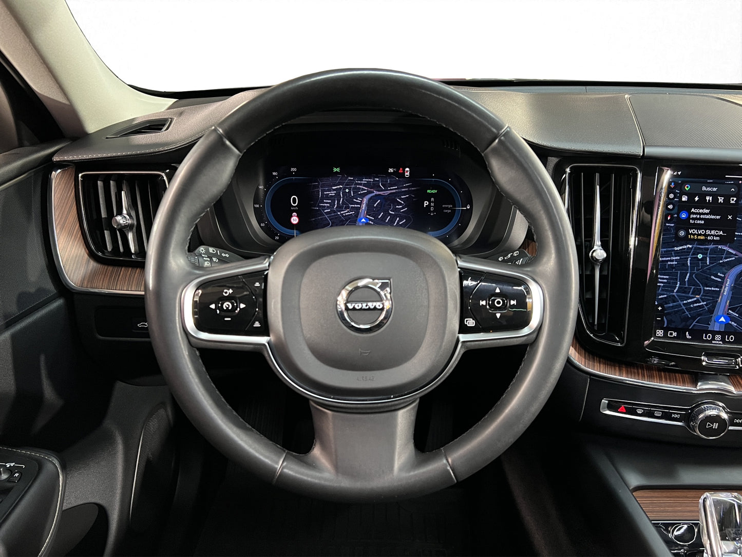 2023 Volvo XC60 T8 Ultimate Recharge