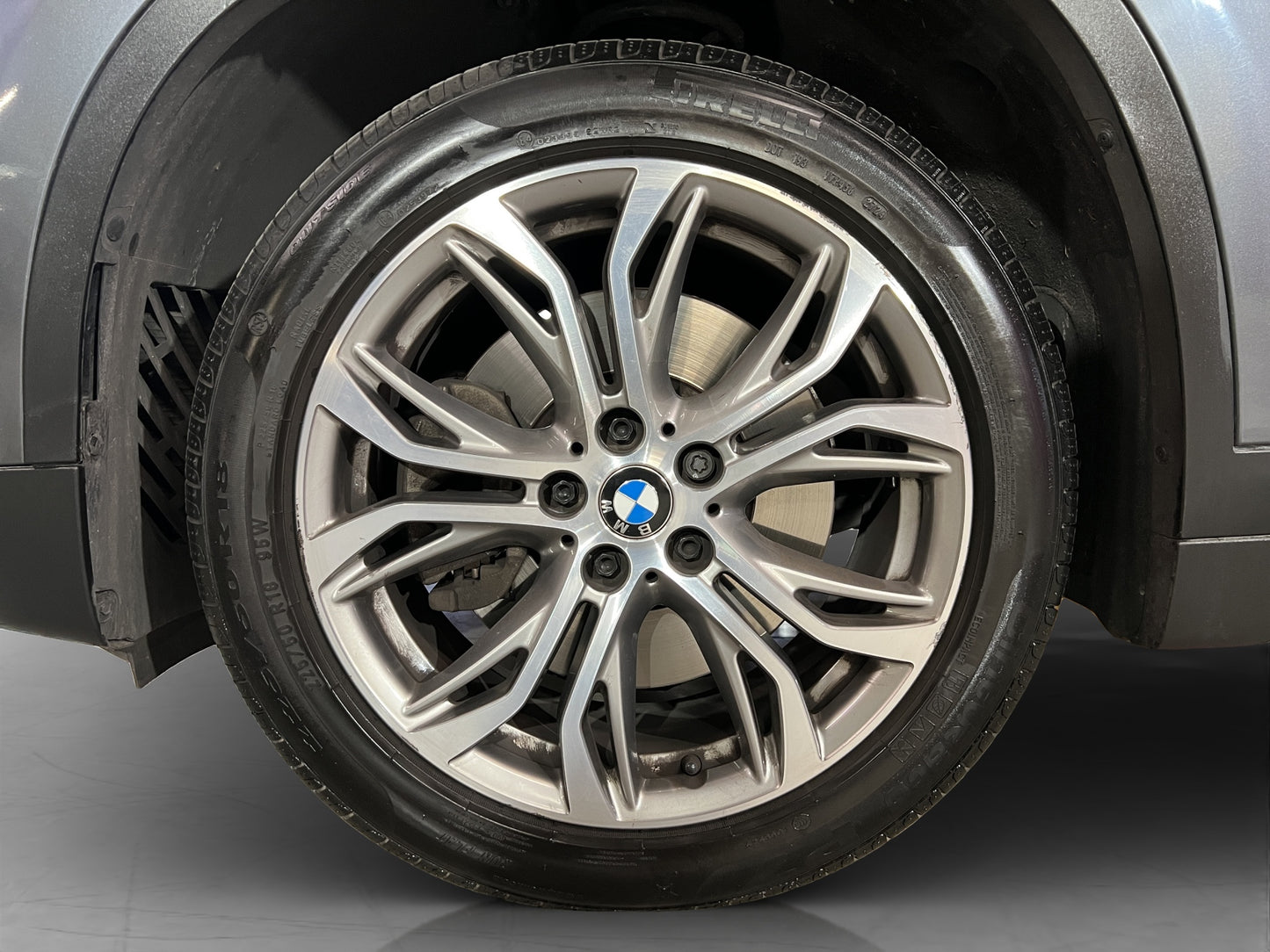 2019 BMW X1 20i X Line