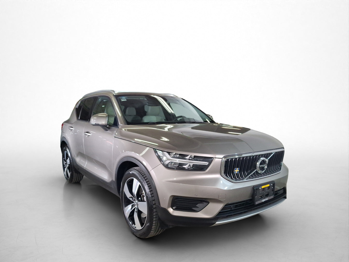 2022 Volvo XC40 Momentum T4
