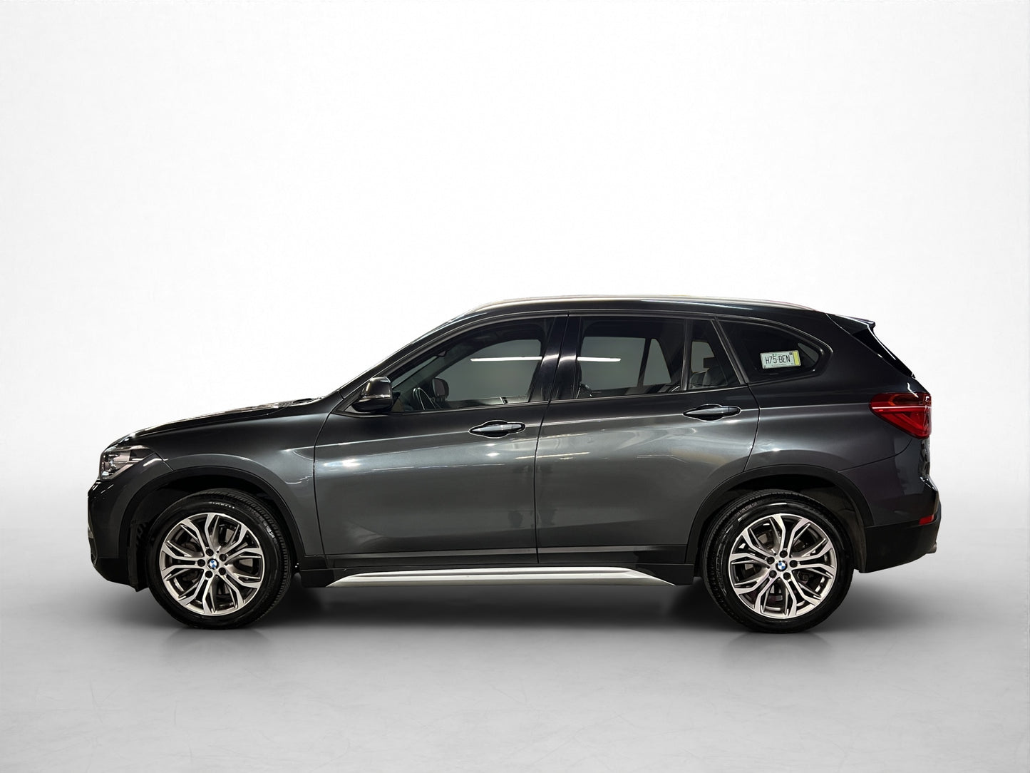 2019 BMW X1 20i X Line