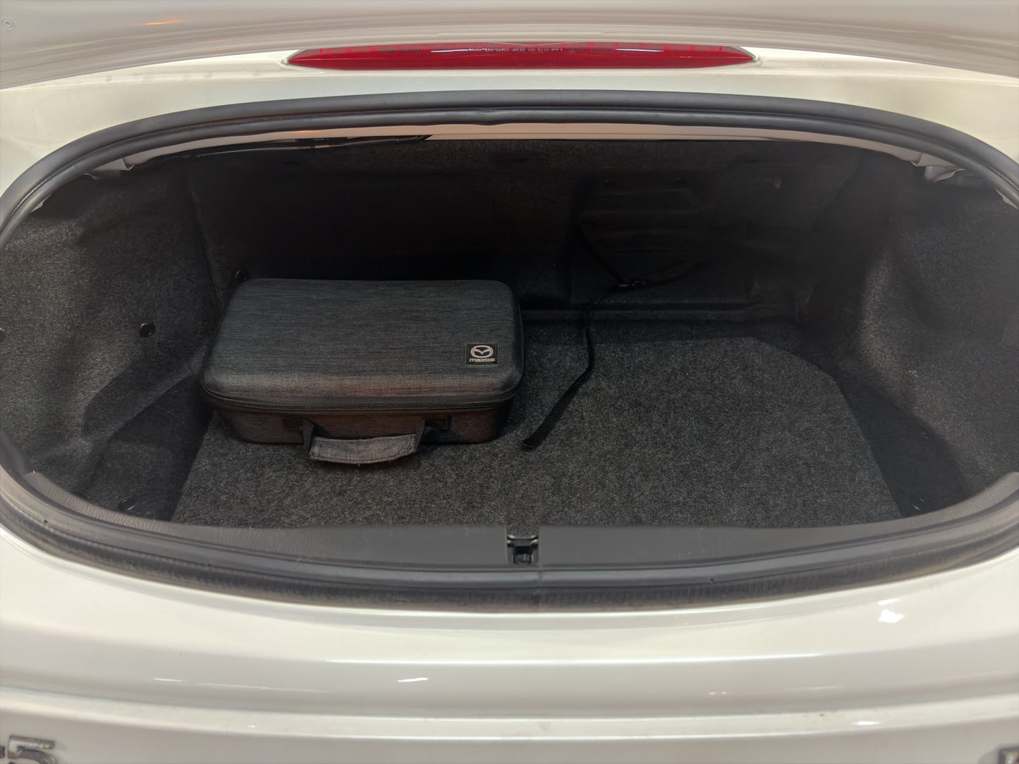 2022 Mazda MX-5 i Sport