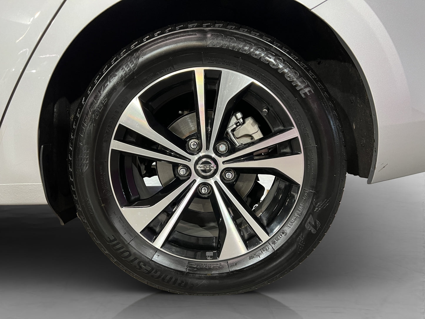 2023 Nissan Sentra Advance