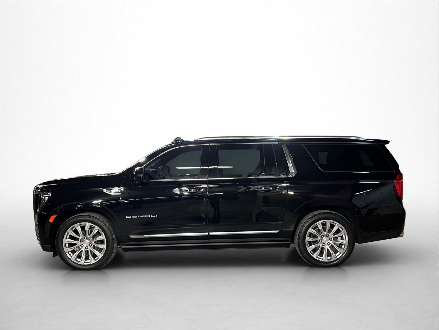 2023 GMC Yukon Denali XL