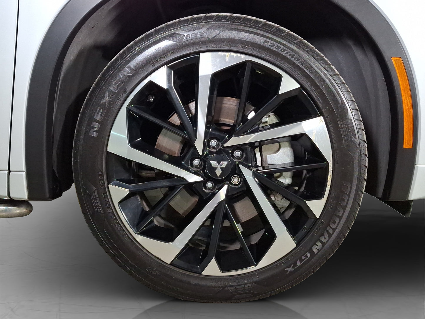 2023 Mitsubishi Outlander PHEV Diamond