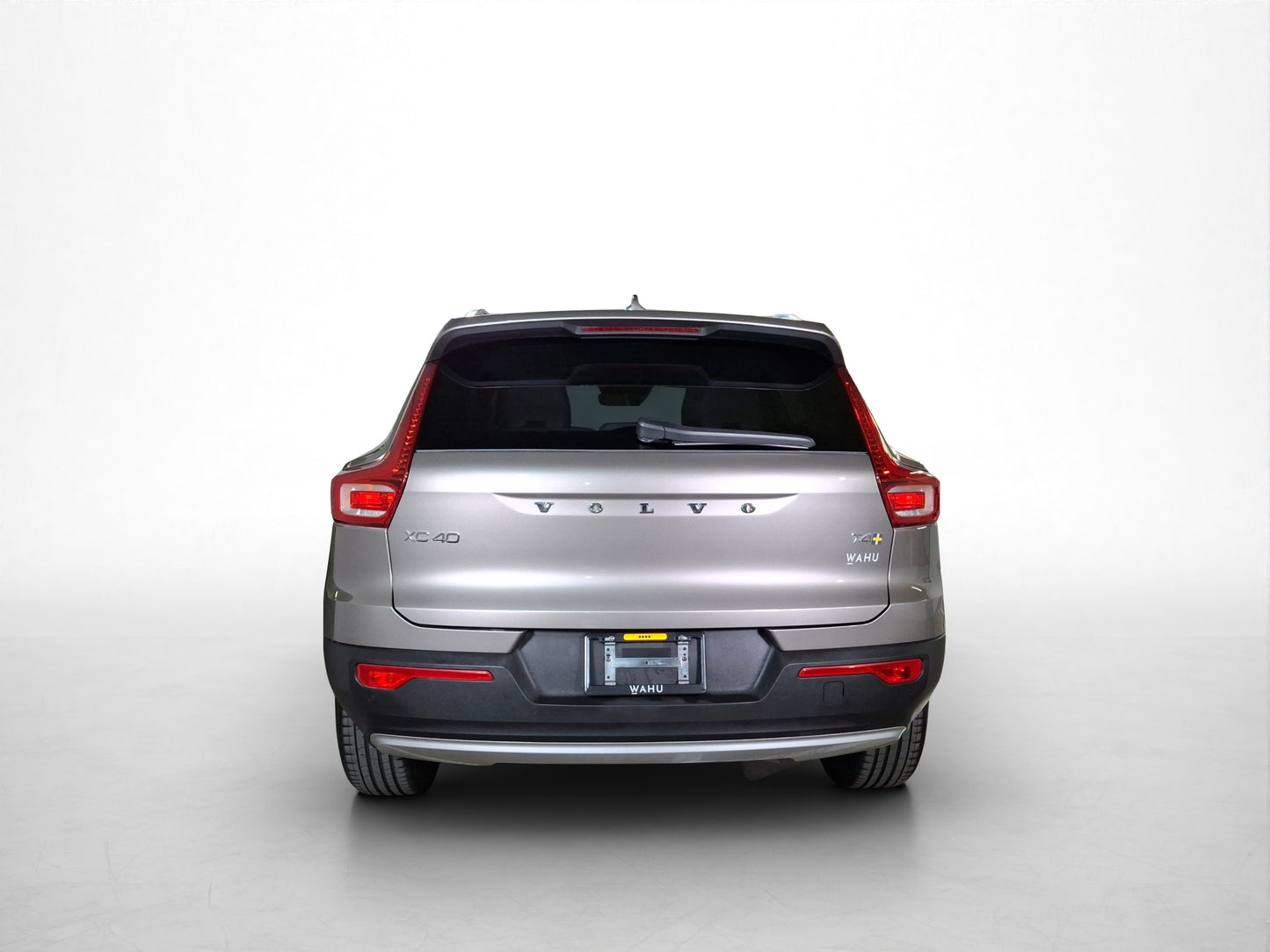 2022 Volvo XC40 Momentum T4