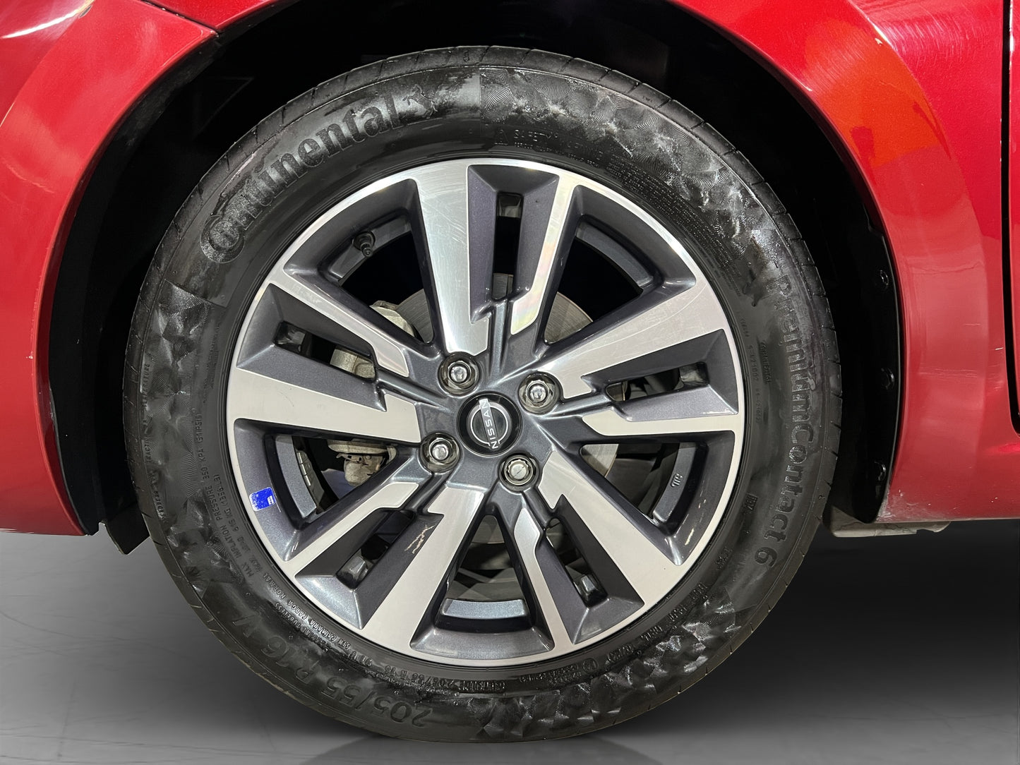 2023 Nissan Versa Advance