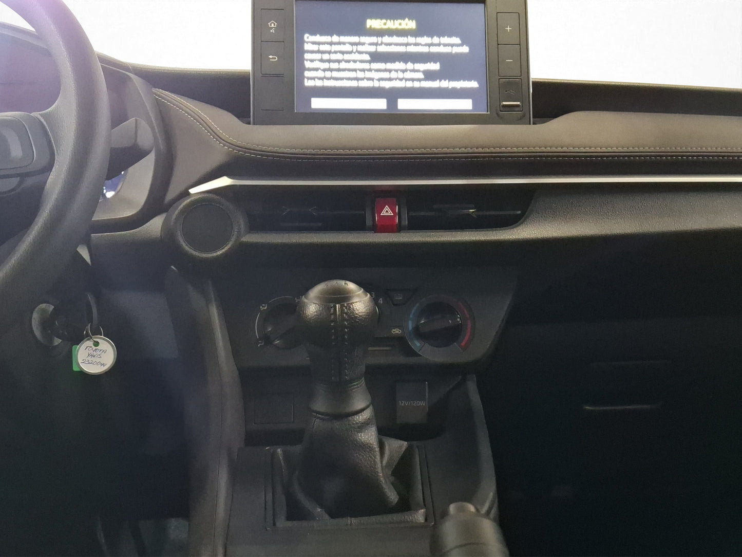 2023 Toyota Yaris Base MT
