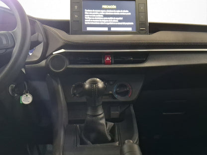 2023 Toyota Yaris Base MT