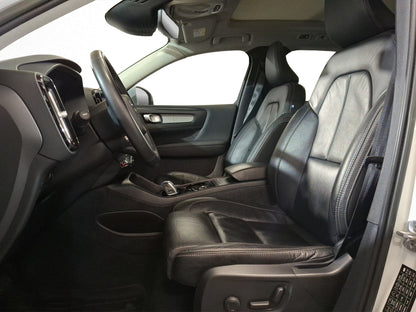 2022 Volvo XC40 Inscription T4