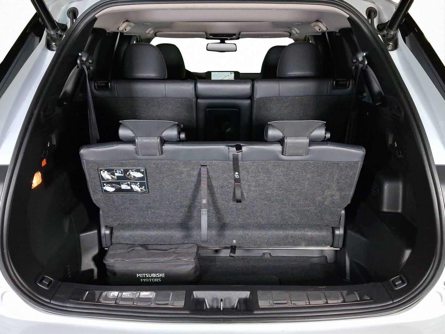 2023 Mitsubishi Outlander PHEV Diamond